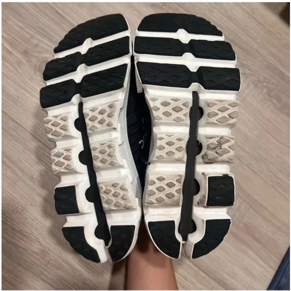 On Cloudswift Shoes - Picture 3 of 5